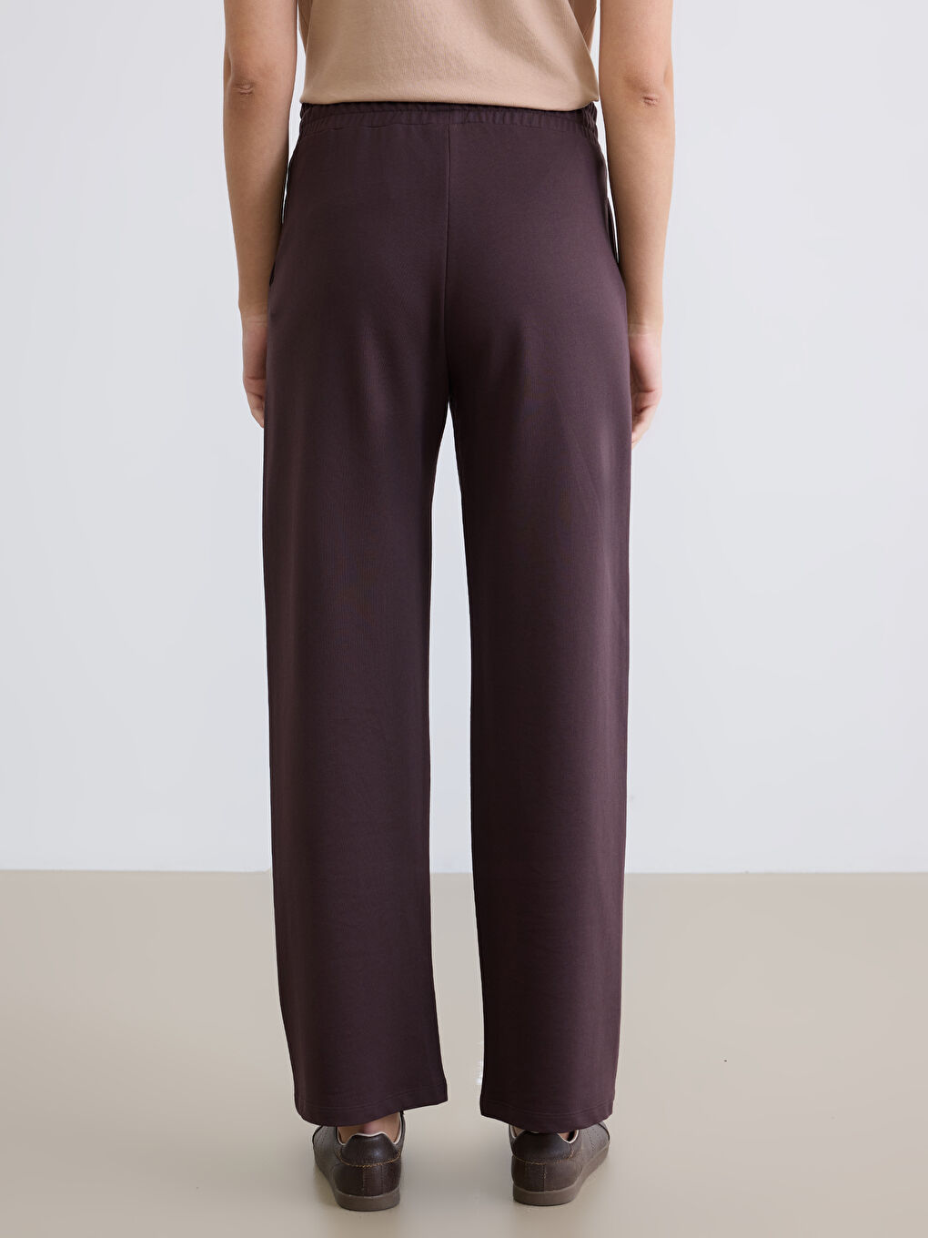 Kahverengi Beli Lastikli Geniş Paça Kadın Eşofman Altı-3