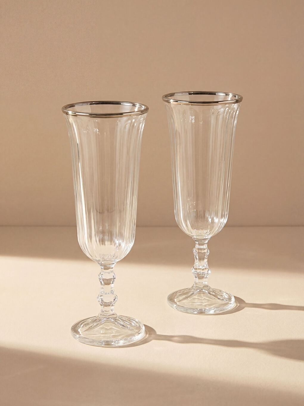 سێتی شووشە خۆڵه‌مێشی