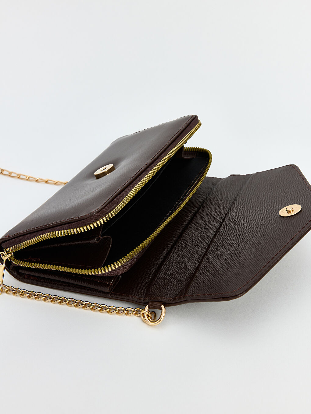 Chain-Strap Shoulder Bag-3