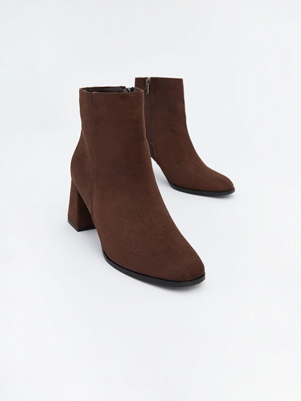Kahverengi Süet Görünümlü Kadın Topuklu Bot-2