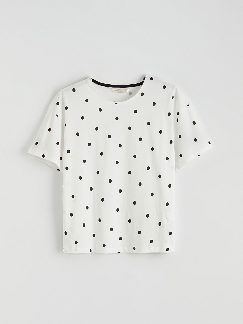 Ekru Bisiklet Yaka Puantiyeli Kadın Pijama Üstü-4