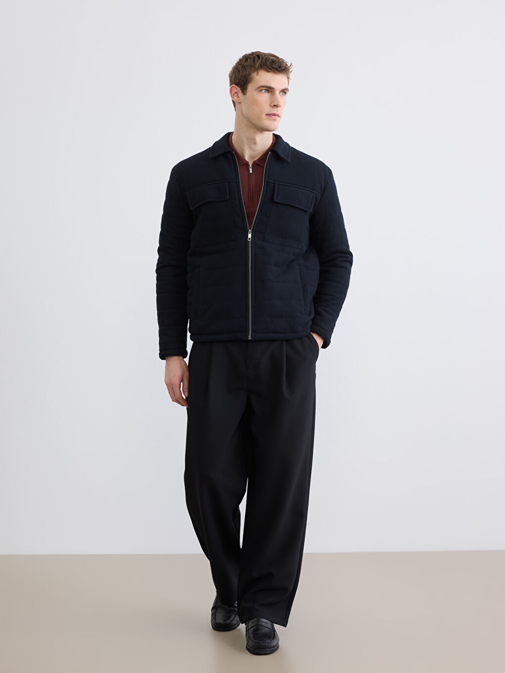 Siyah Standart Kalıp Kapitoneli Erkek Mont-1