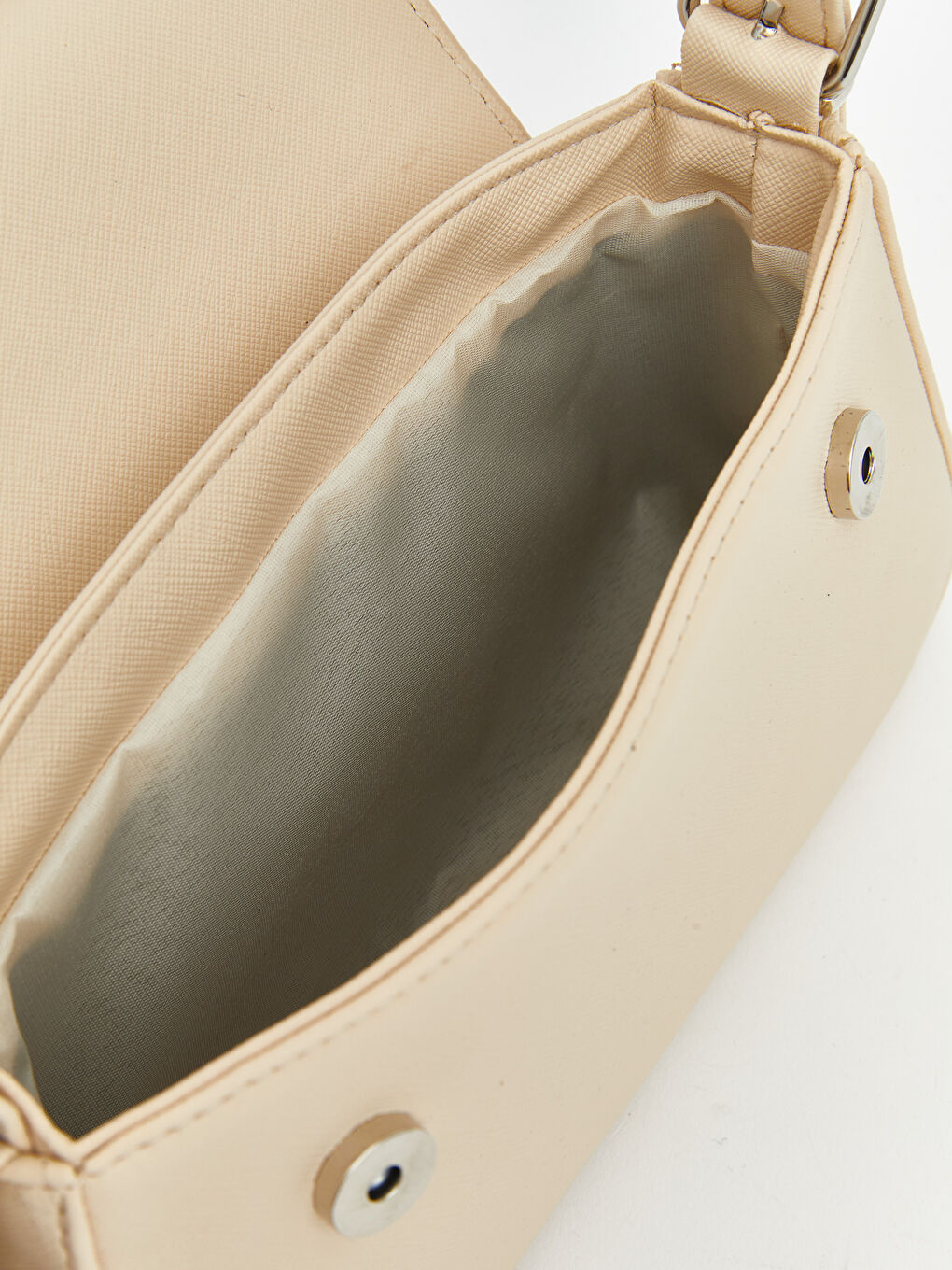 Bej Fular Aksesuarlı Deri Görünümlü Kadın Omuz Çantası-3