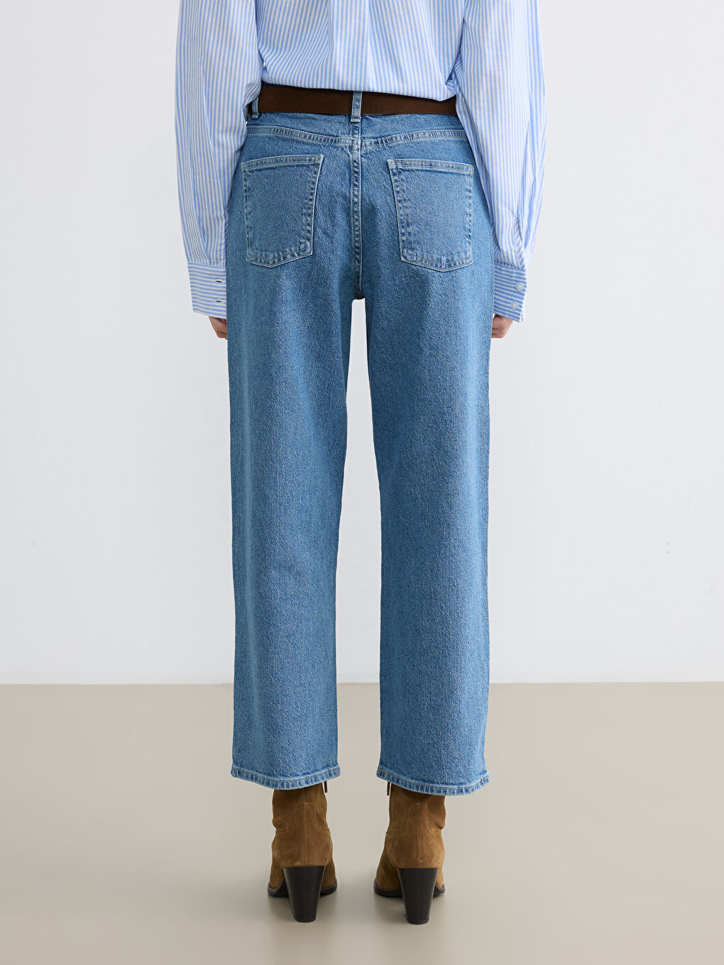 Mavi Beli Kemerli Wideleg Kadın Jean Pantolon-3