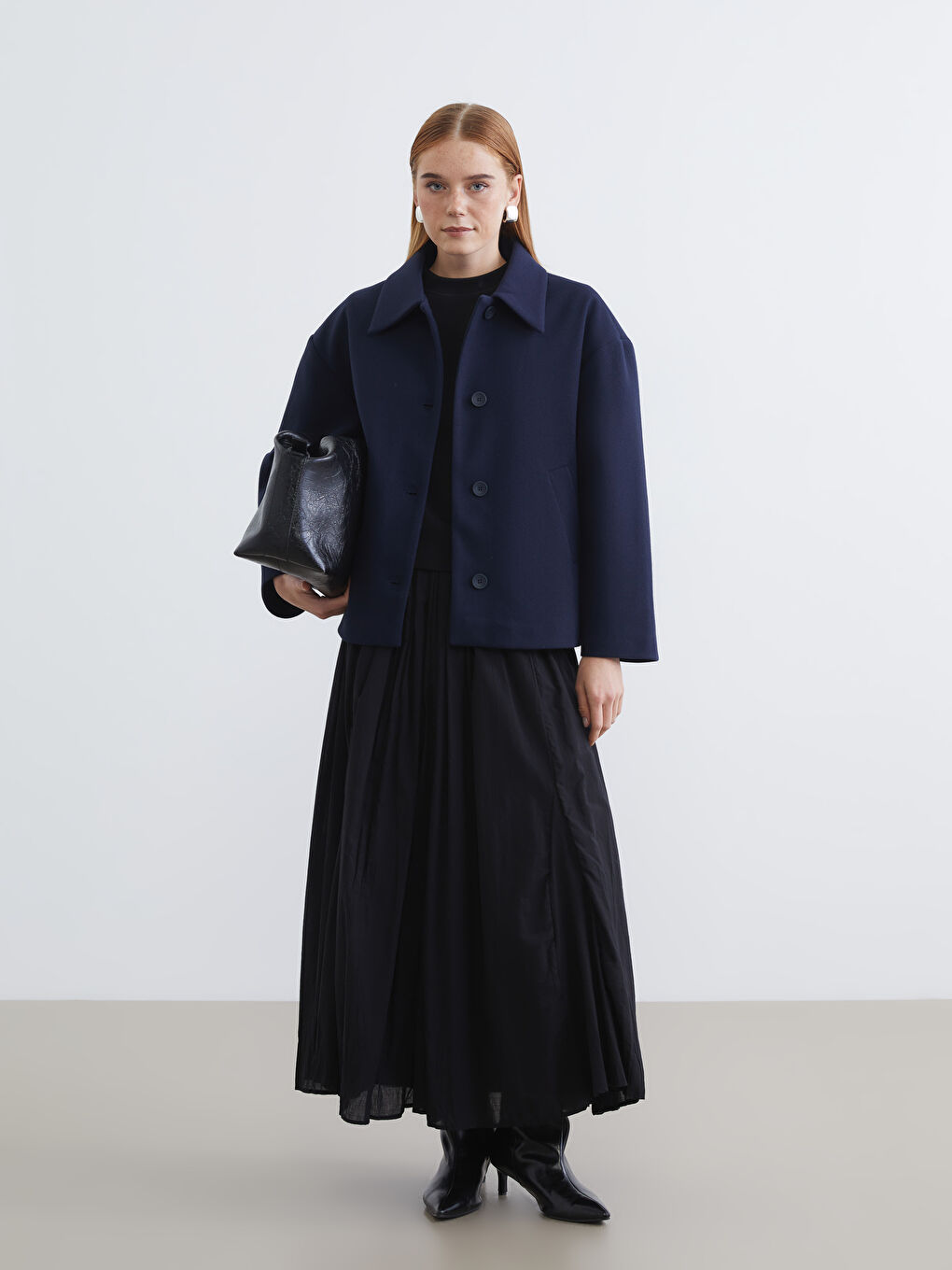 Lacivert Gömlek Yaka Oversize Kadın Kaşe Kaban-1