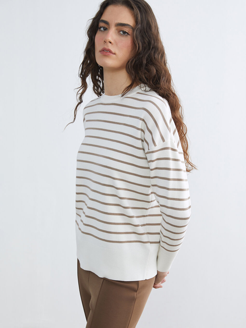 Woman ECRU Sweater