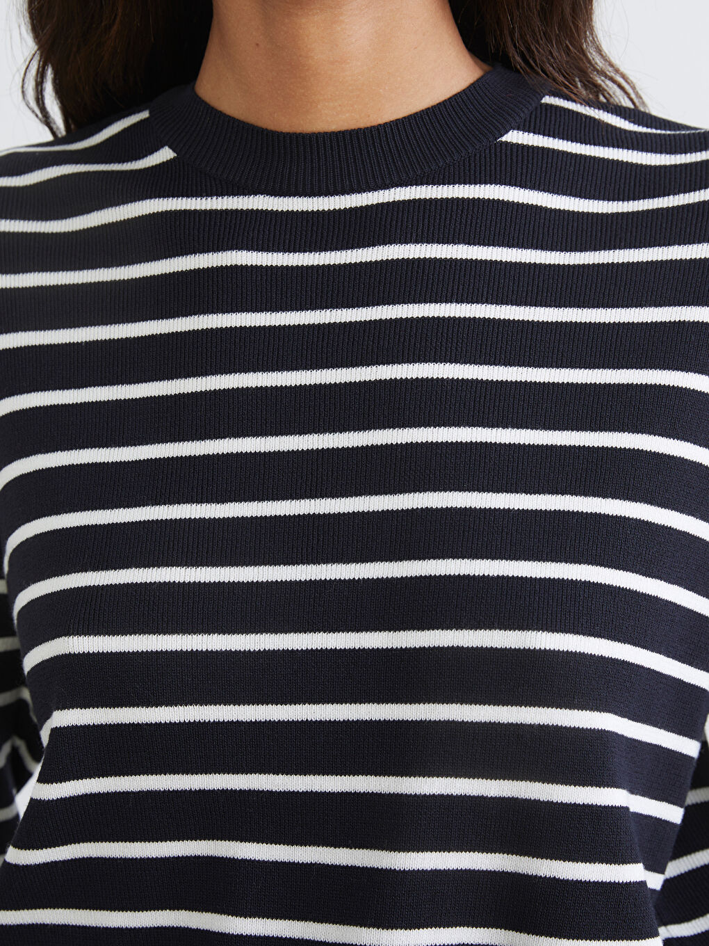 Woman NAVY Sweater-2