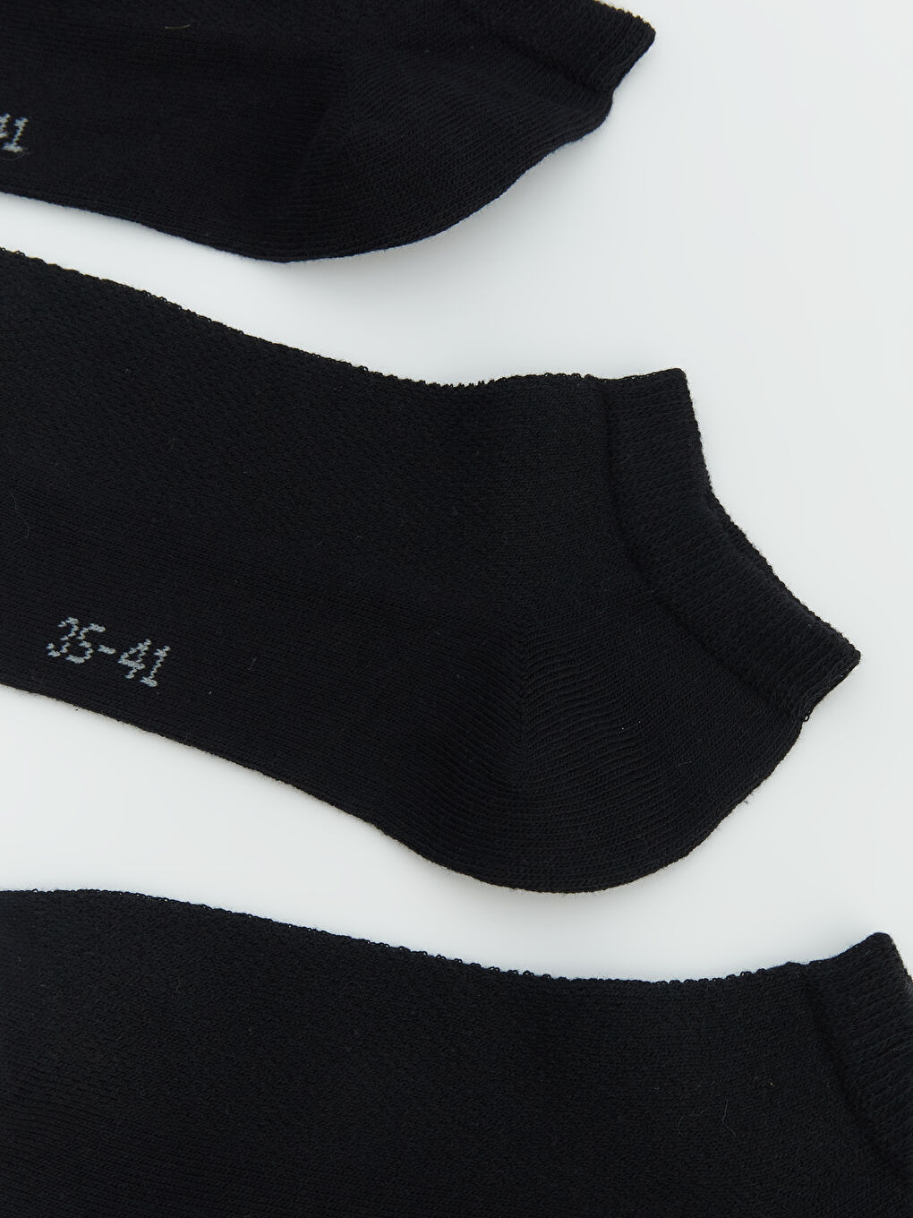 گۆرەوی ڕاهێنەر ڕه‌ش ژن-1