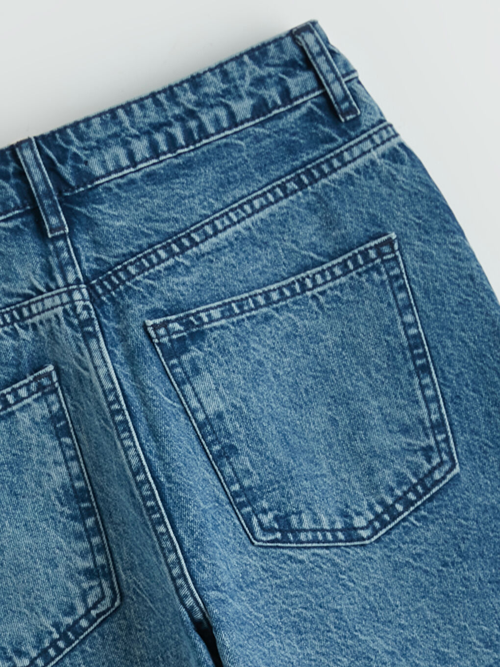 Жіночі джинси прямого крою-8