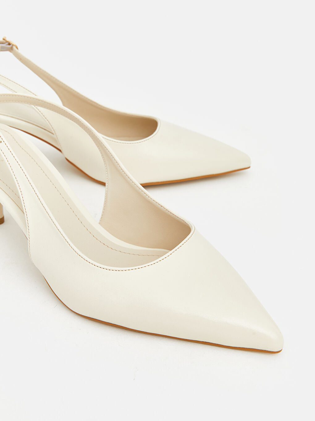 Bej Sivri Burun Kadın Topuklu Ayakkabı-2