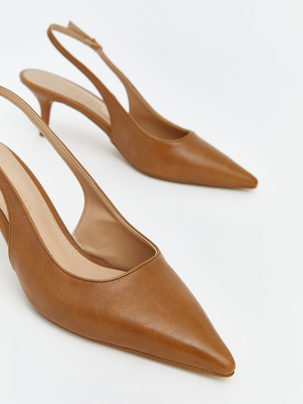 Bej Sivri Burun Kadın Topuklu Ayakkabı-2