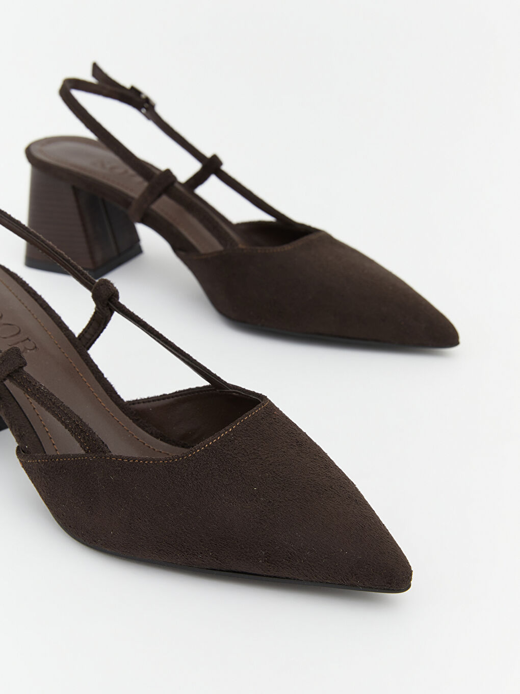 Kahverengi Sivri Burun Kadın Topuklu Ayakkabı-2