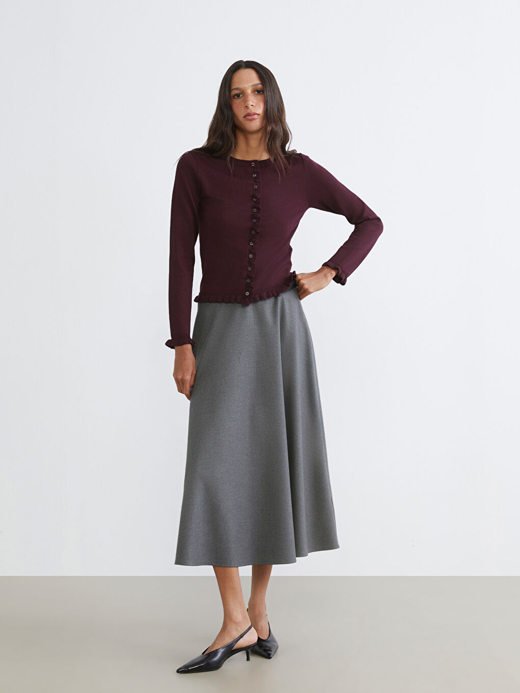 Cardigan Tricotat pentru Femei cu Guler Rotund și Volănașe-1