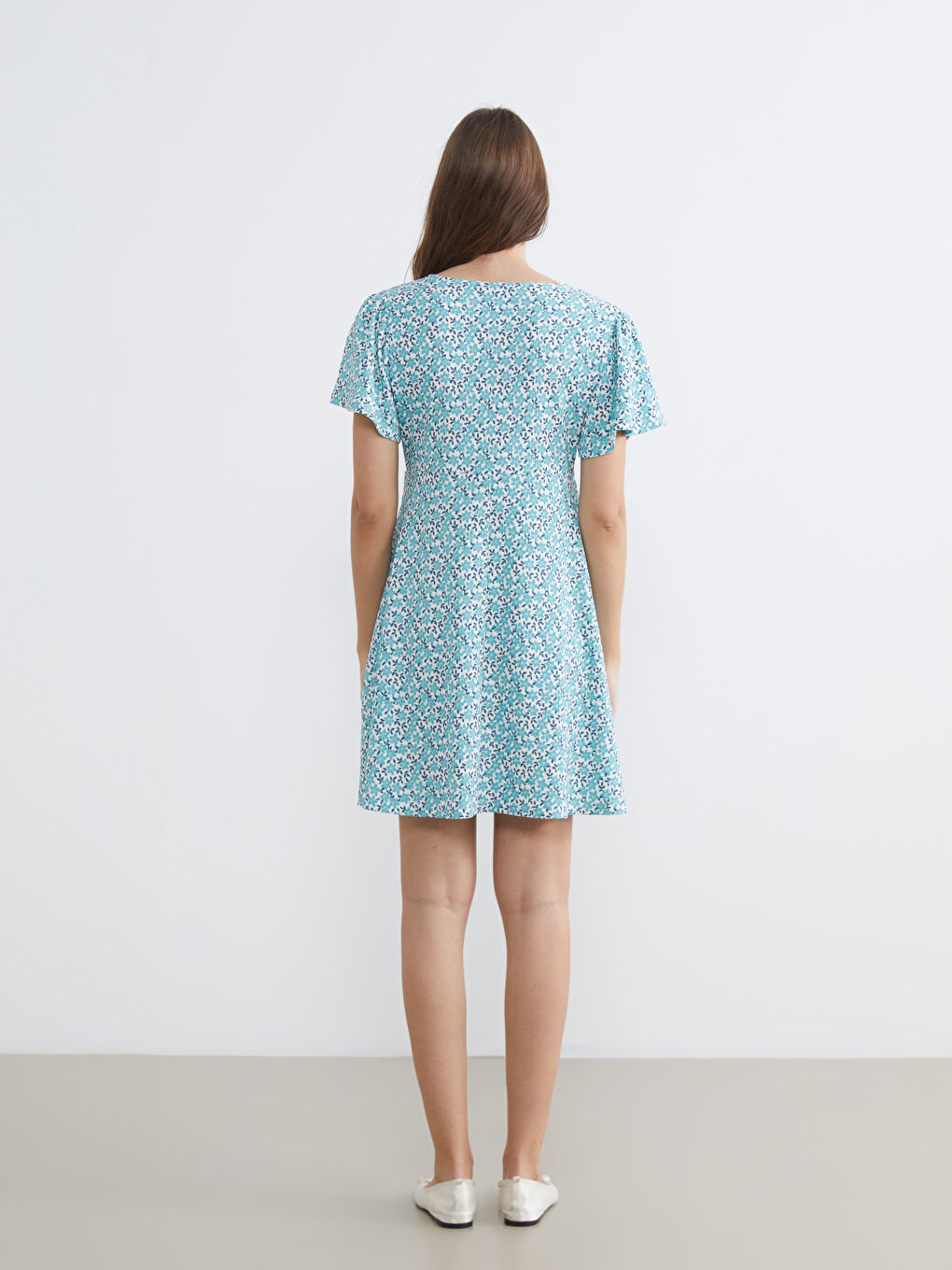 Mavi Kruvaze Yaka Çiçekli Belden Oturtmalı Mini Elbise-3