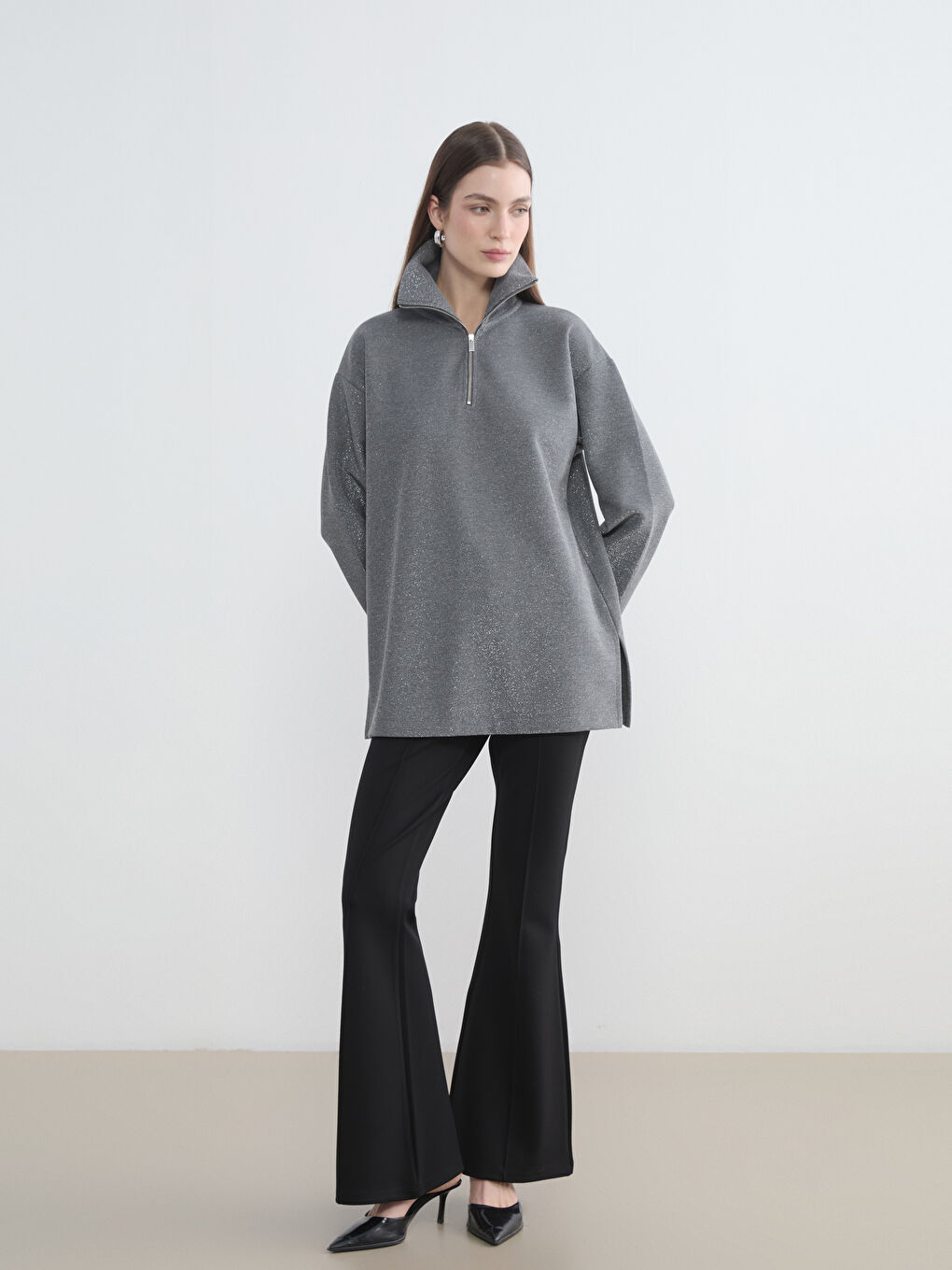 Siyah Yüksek Bel İspanyol Paça Kadın Pantolon	