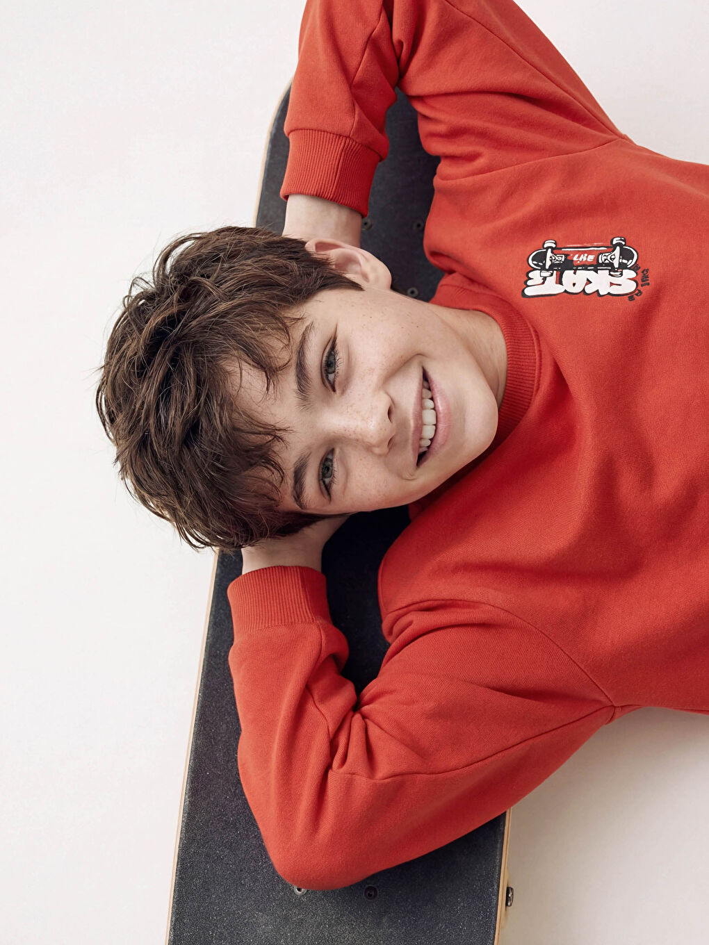 سويتشيرت غليظ مطبوع أولاد-1