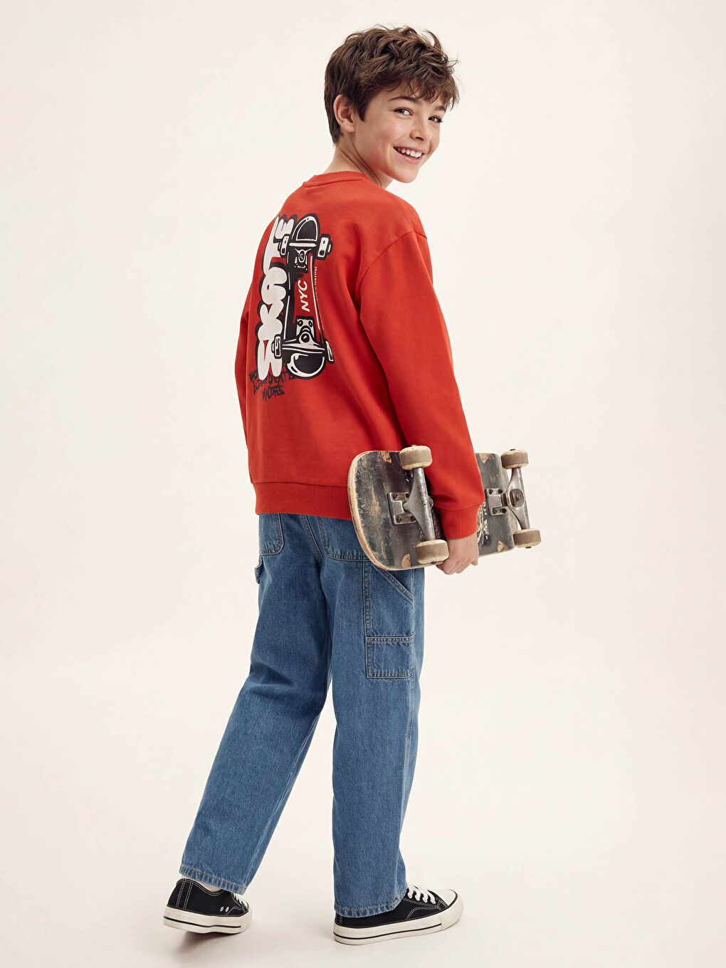 سويتشيرت غليظ مطبوع أولاد