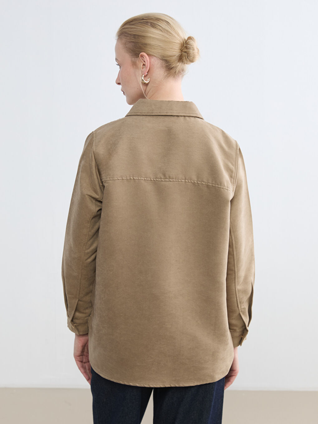 Bej Kadın Süet Görünümlü Gömlek-3