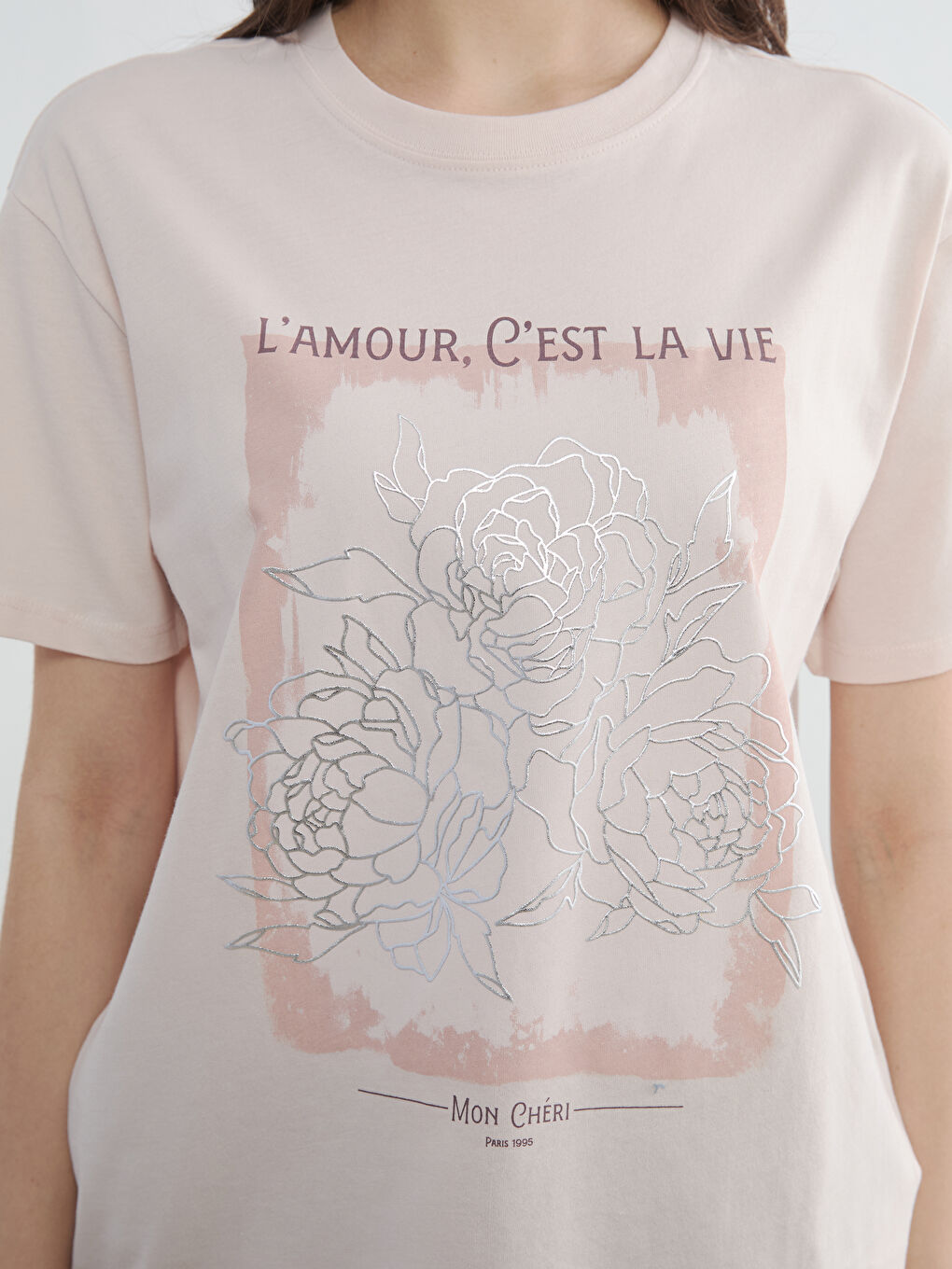 Pembe Bisiklet Yaka Baskılı Kadın Tişört-2