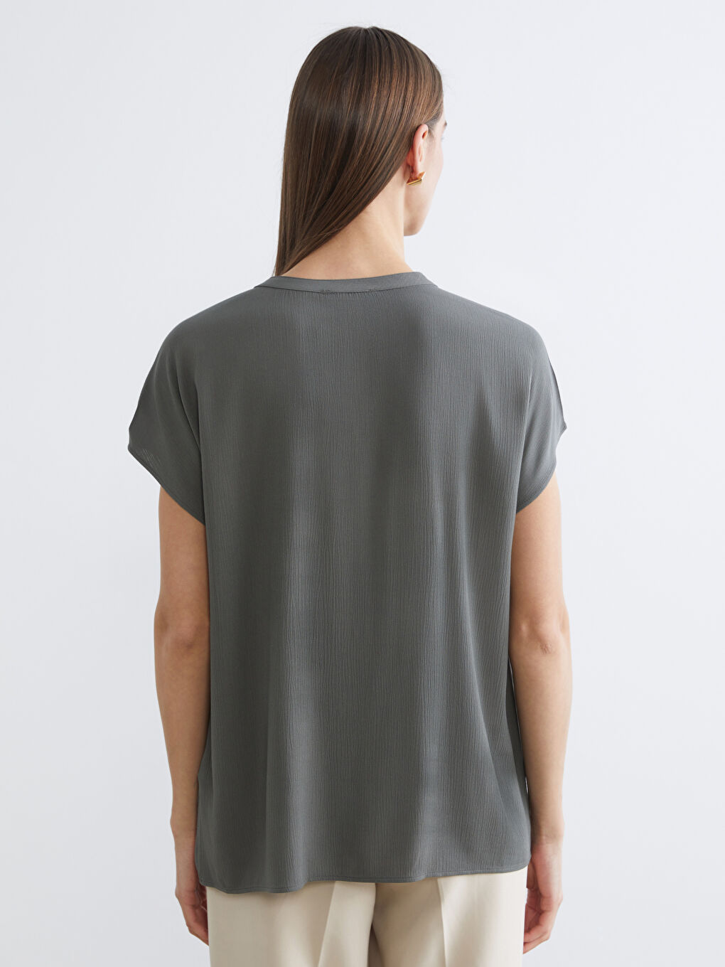 Haki Kaçık Yaka Dokulu Bluz-3