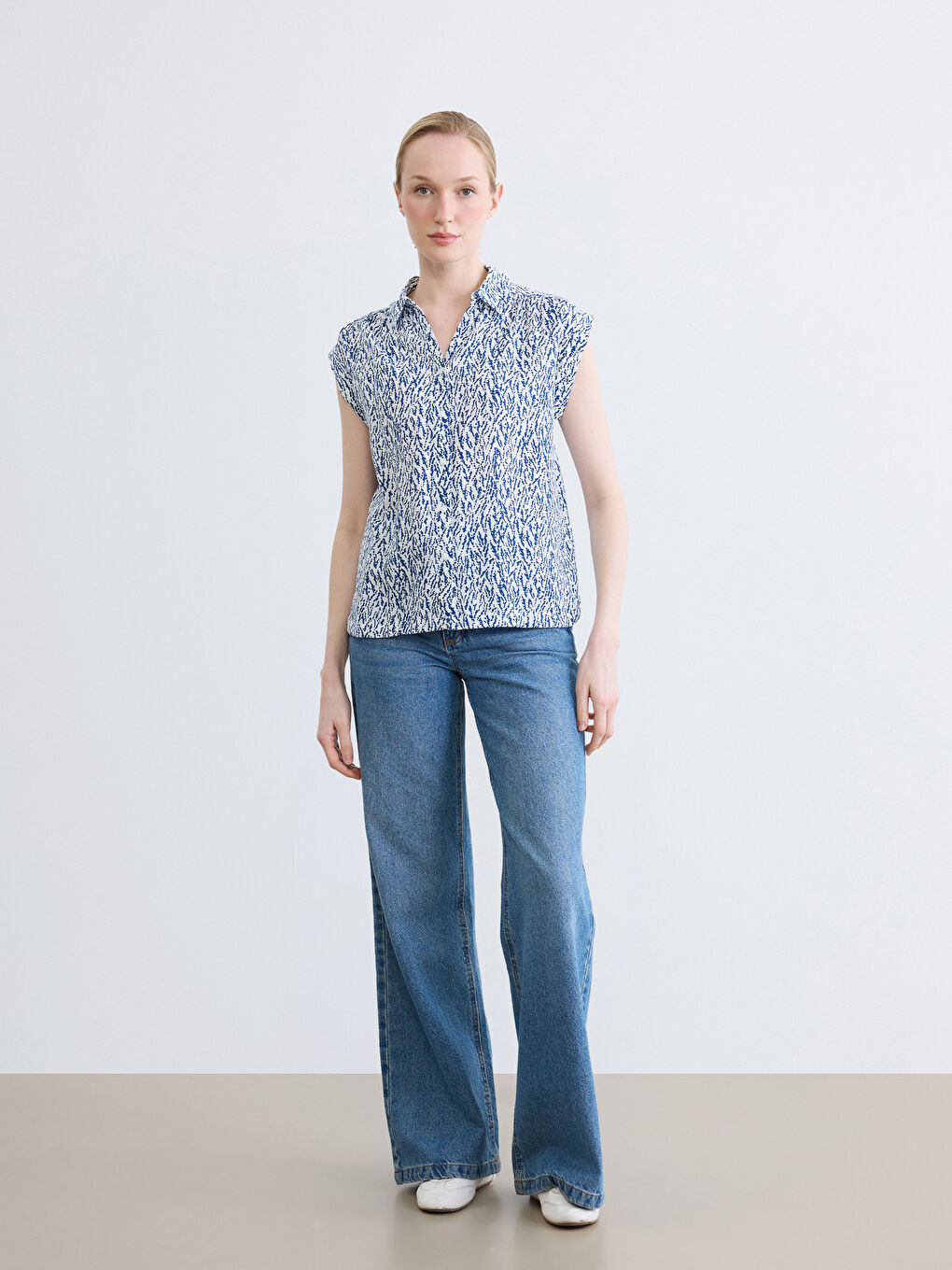 Desenli Kadın Gömlek-1