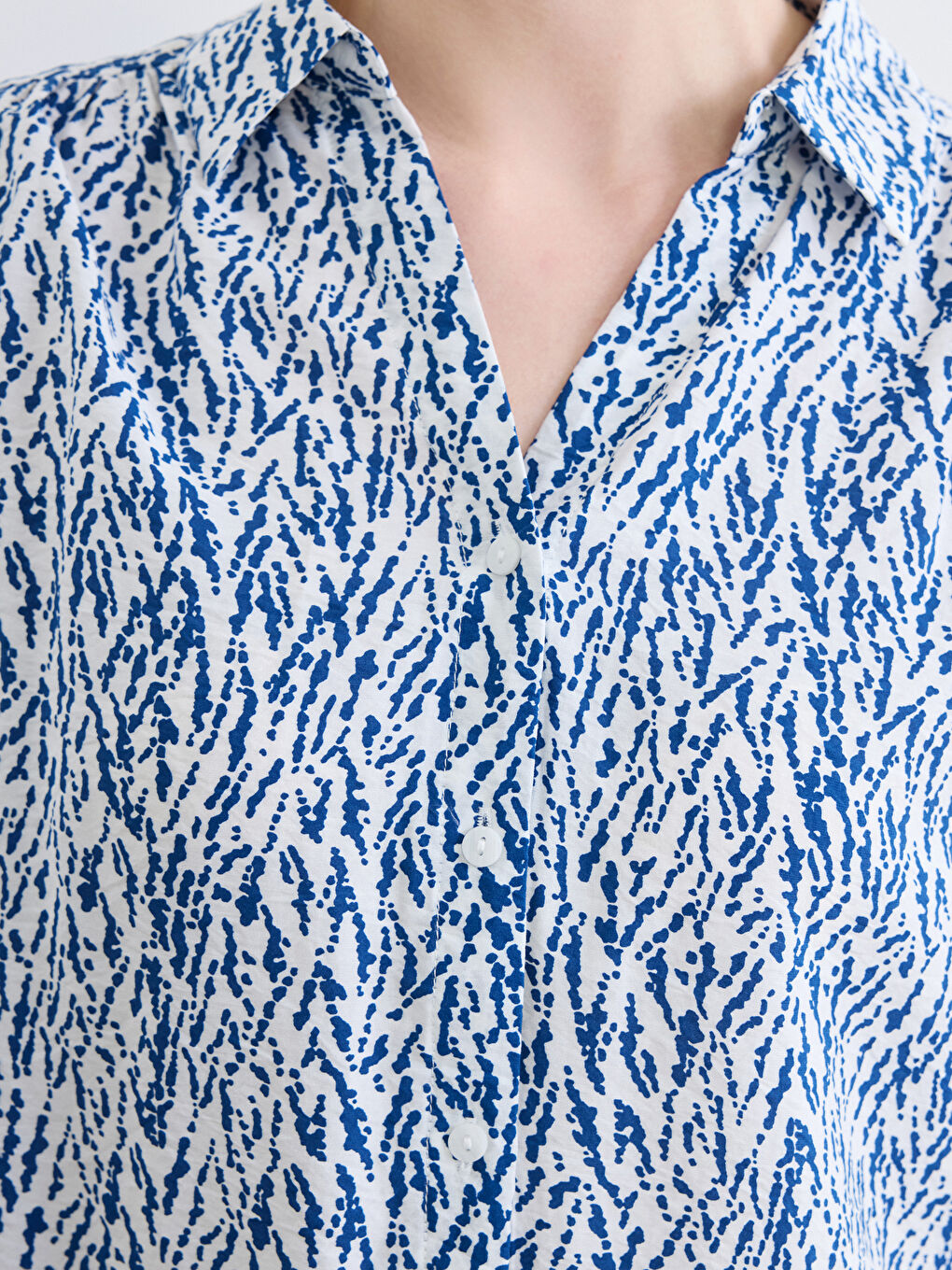 Desenli Kadın Gömlek-2