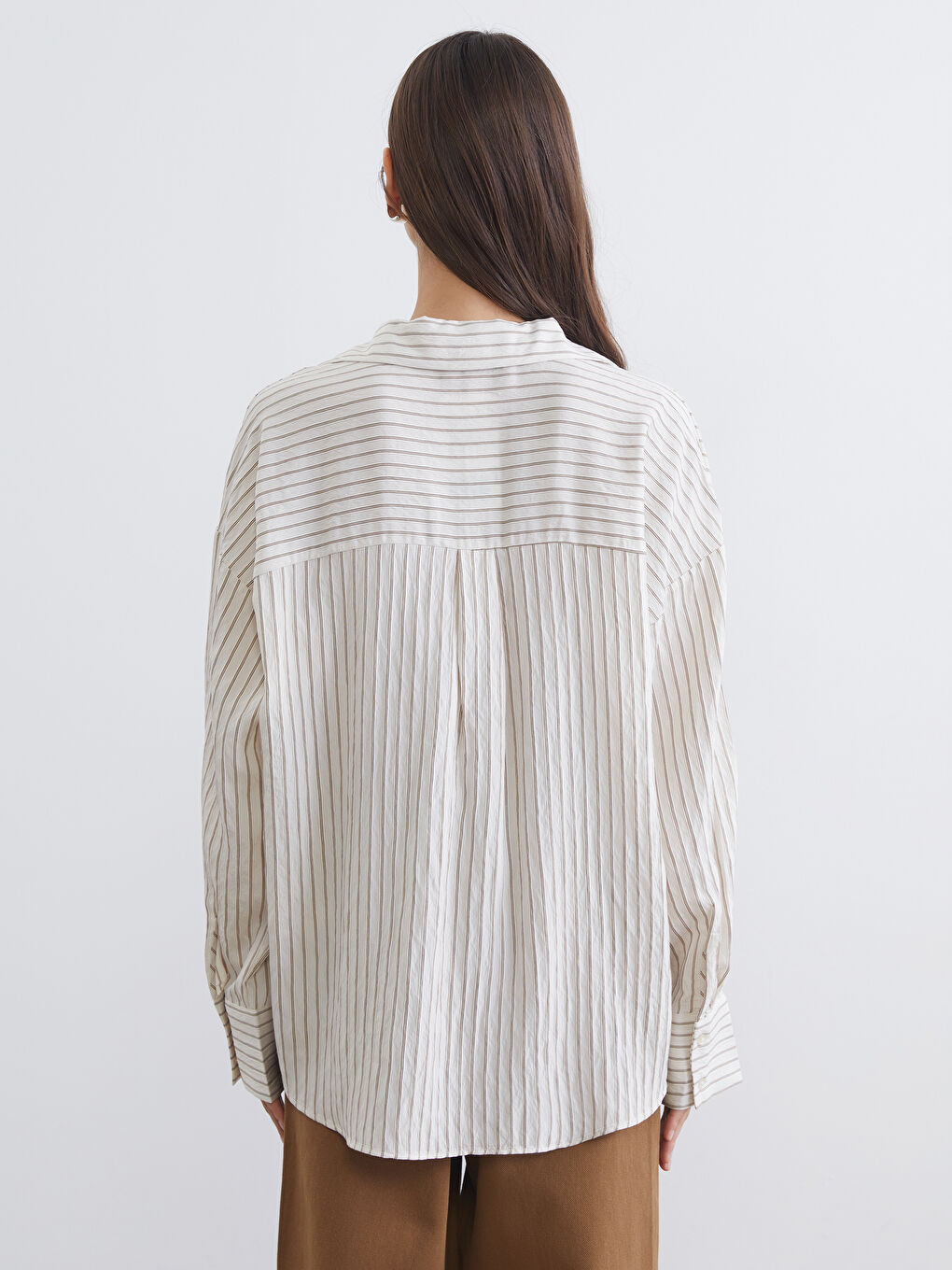 Ekru Çizgili Oversize Kadın Gömlek-3