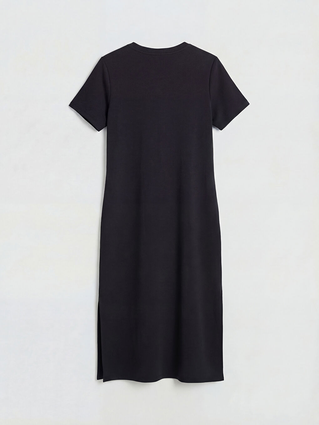 Haljina sa okruglim izrezom od mekog materijala-3