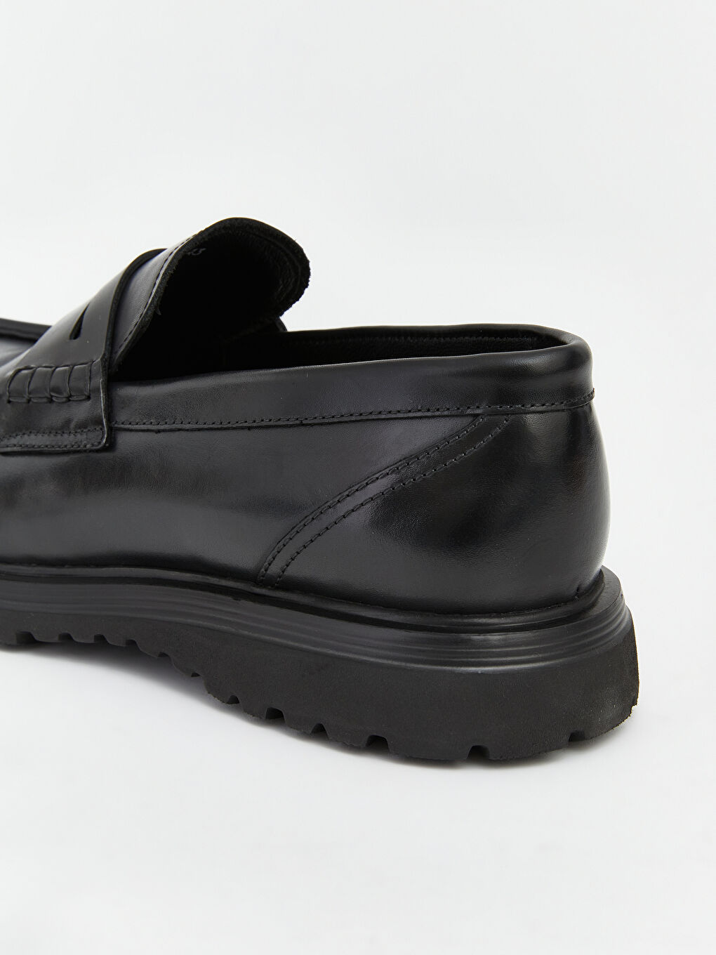 Siyah Deri Görünümlü Erkek Klasik Ayakkabı-4