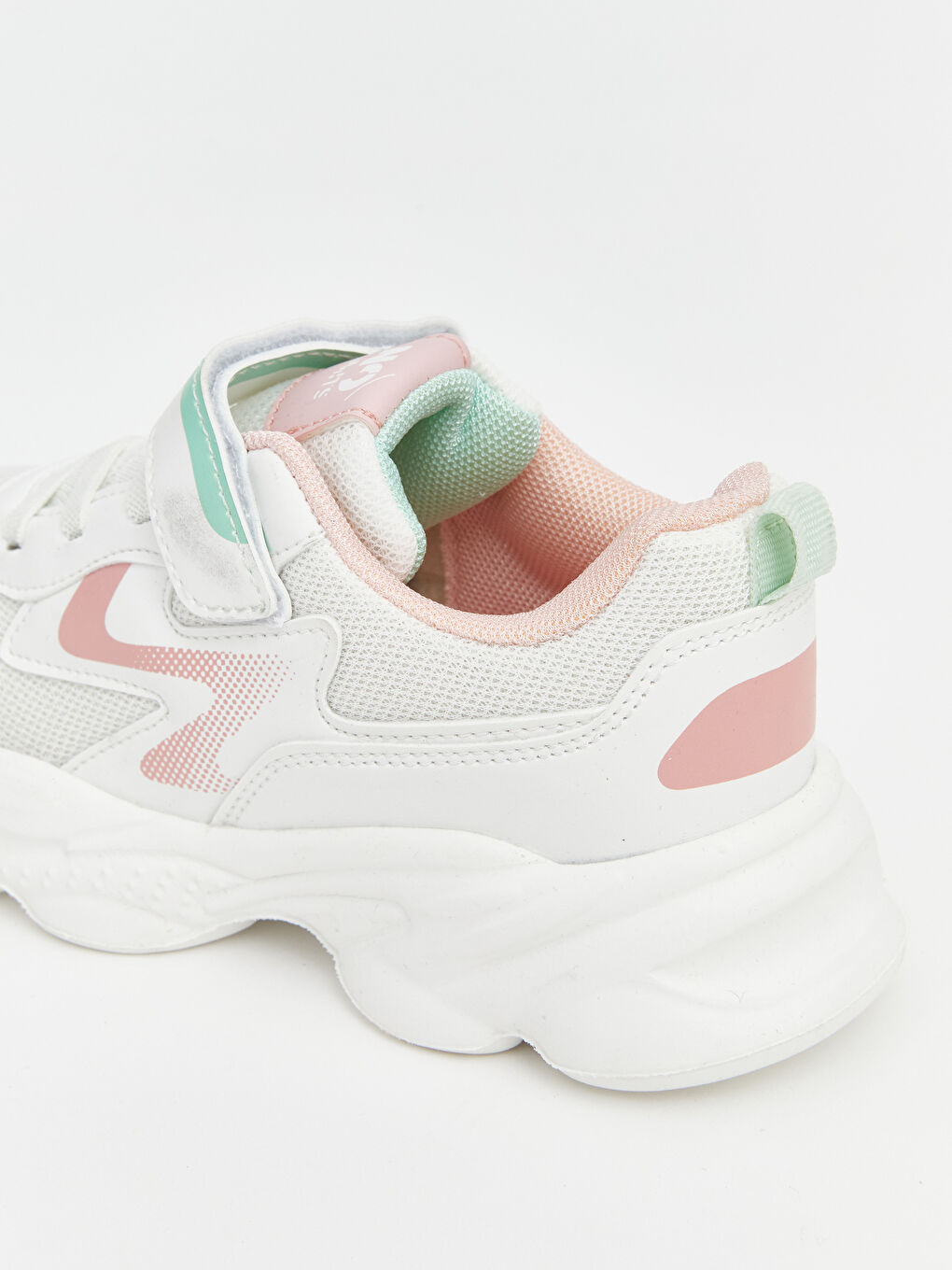 Beyaz Bağcık ve Cırt Cırtlı Kız Çocuk Spor Ayakkabı-4