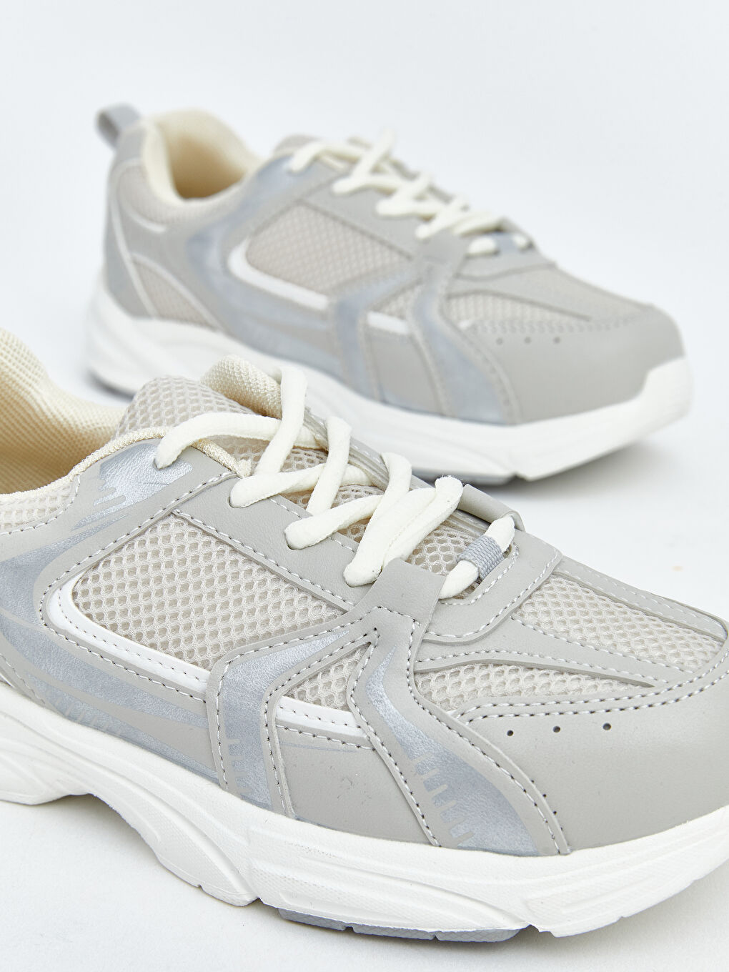 Gri File Detaylı Kız Çocuk Spor Ayakkabı-2