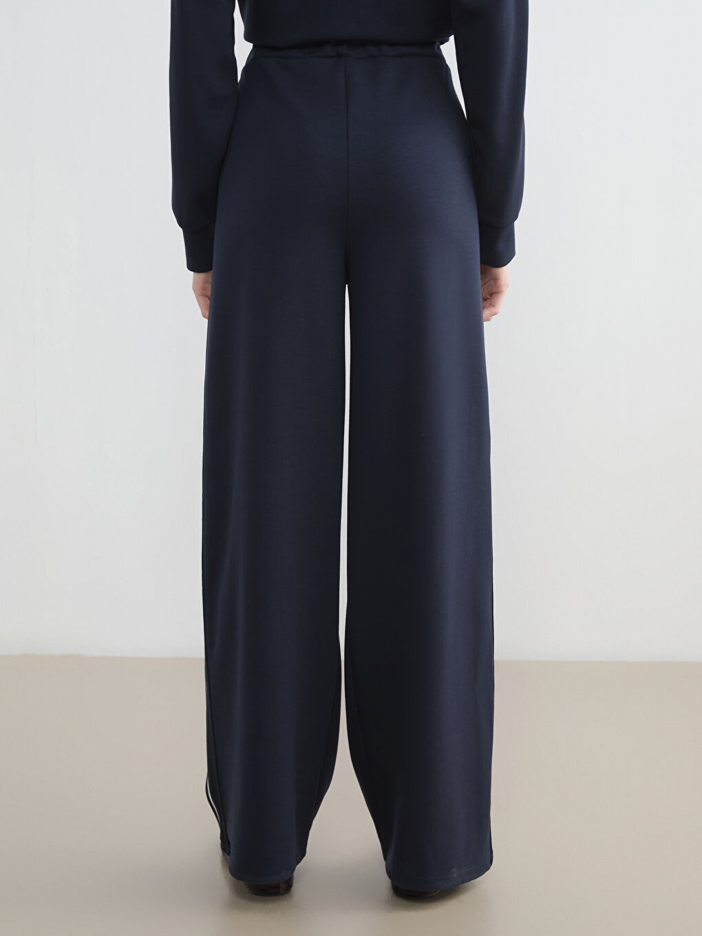 Lacivert Beli Lastikli Soft Touch Kadın Eşofman Altı-3