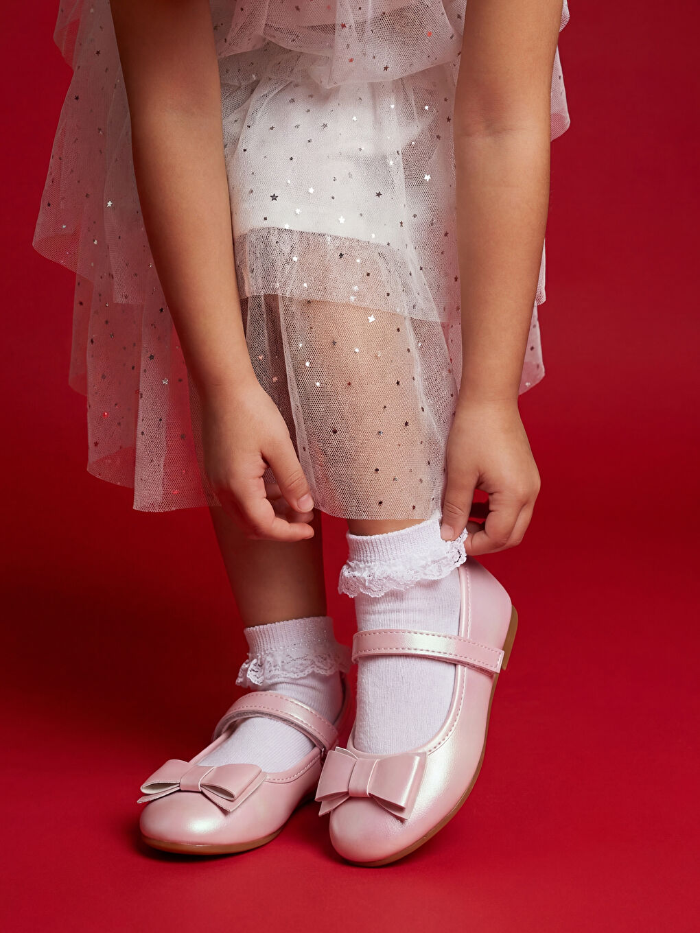 Pembe Fiyonk Detaylı Kız Bebek Babet 