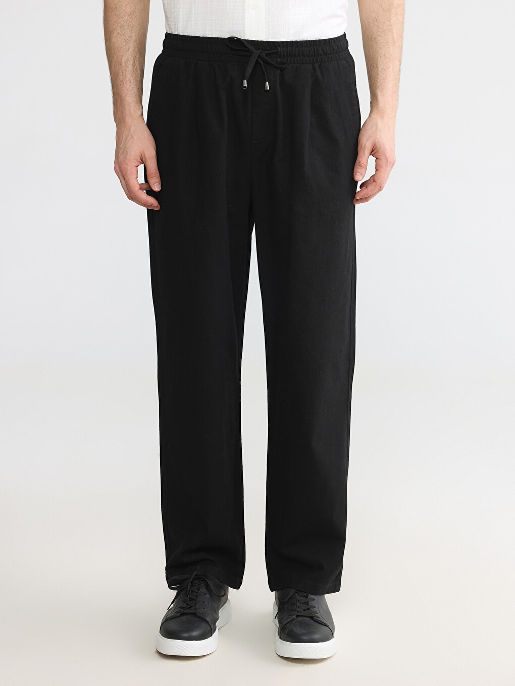 Relax Fit Pleated Men's Trousers-2