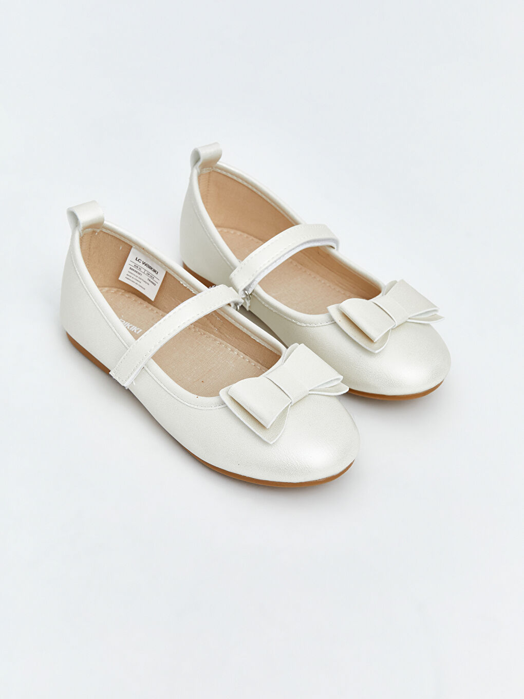 Bej Deri Görünümlü Kız Çocuk Babet