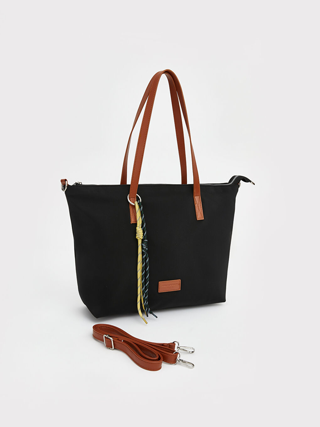 Siyah Çıkarılabilir Askılı Kadın Omuz Çantası-1