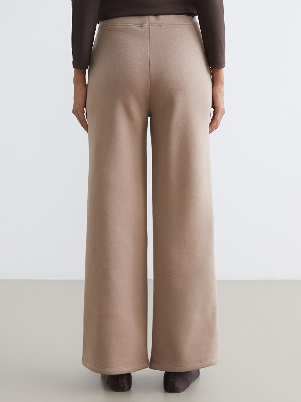 Women's Wide Leg Thick Sweatpants with Elastic Waist-3