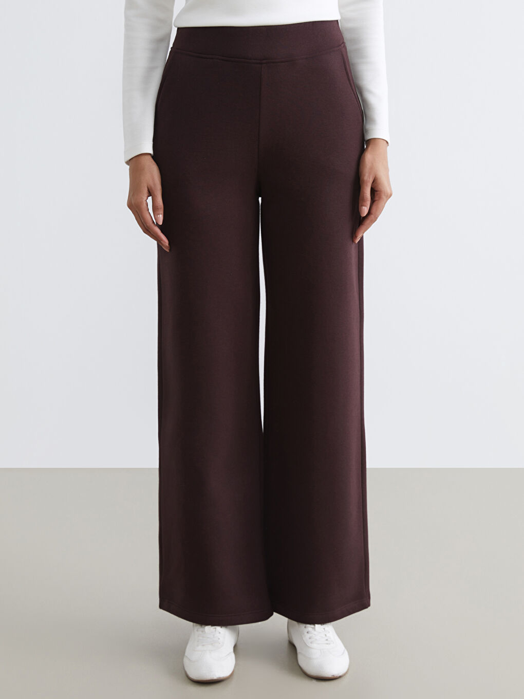 Women's Wide Leg Thick Sweatpants with Elastic Waist-1