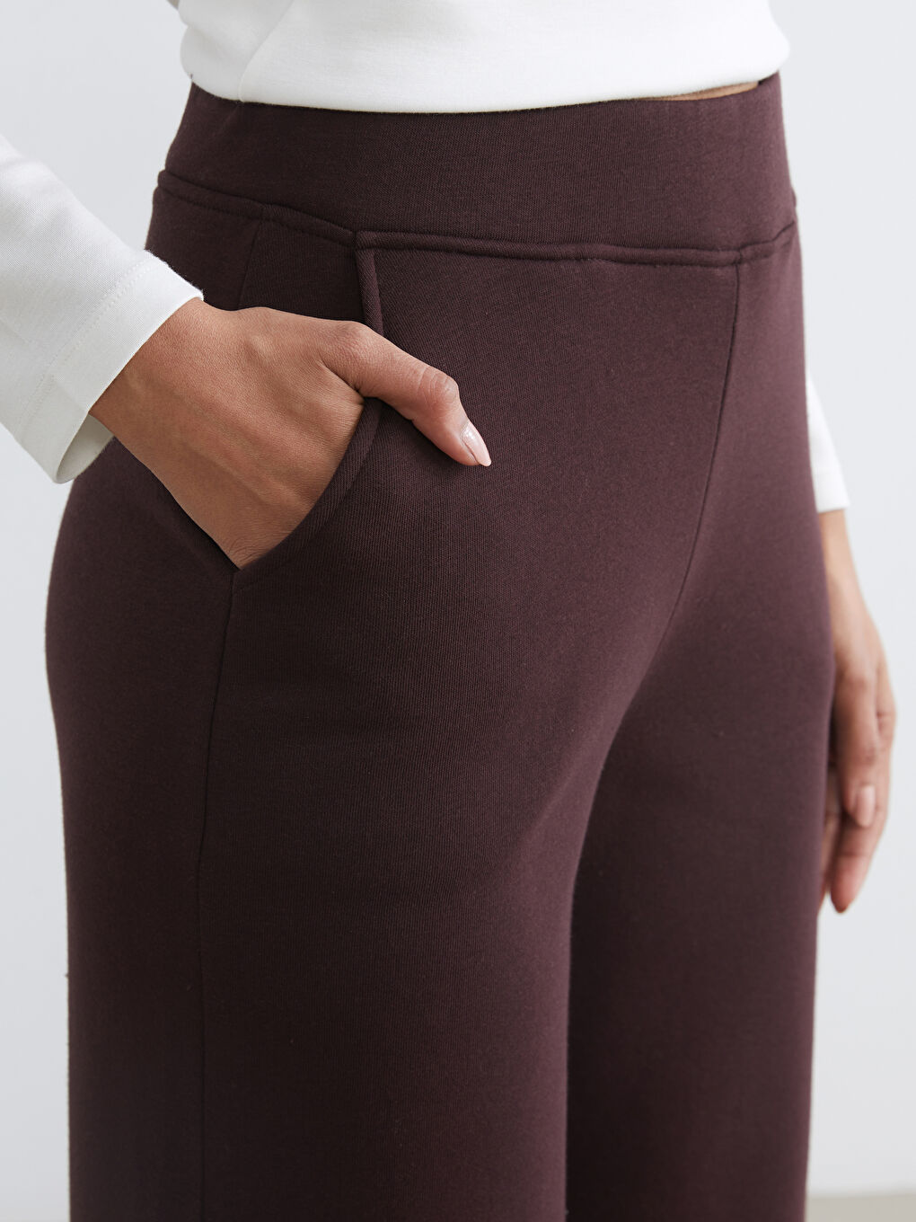 Women's Wide Leg Thick Sweatpants with Elastic Waist-2