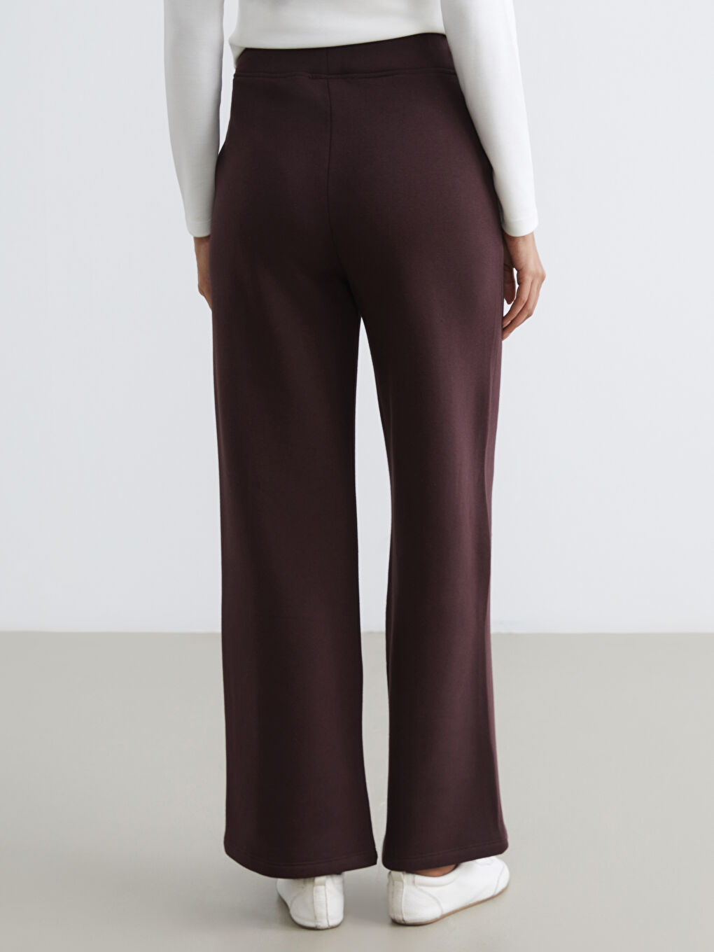 Women's Wide Leg Thick Sweatpants with Elastic Waist-3