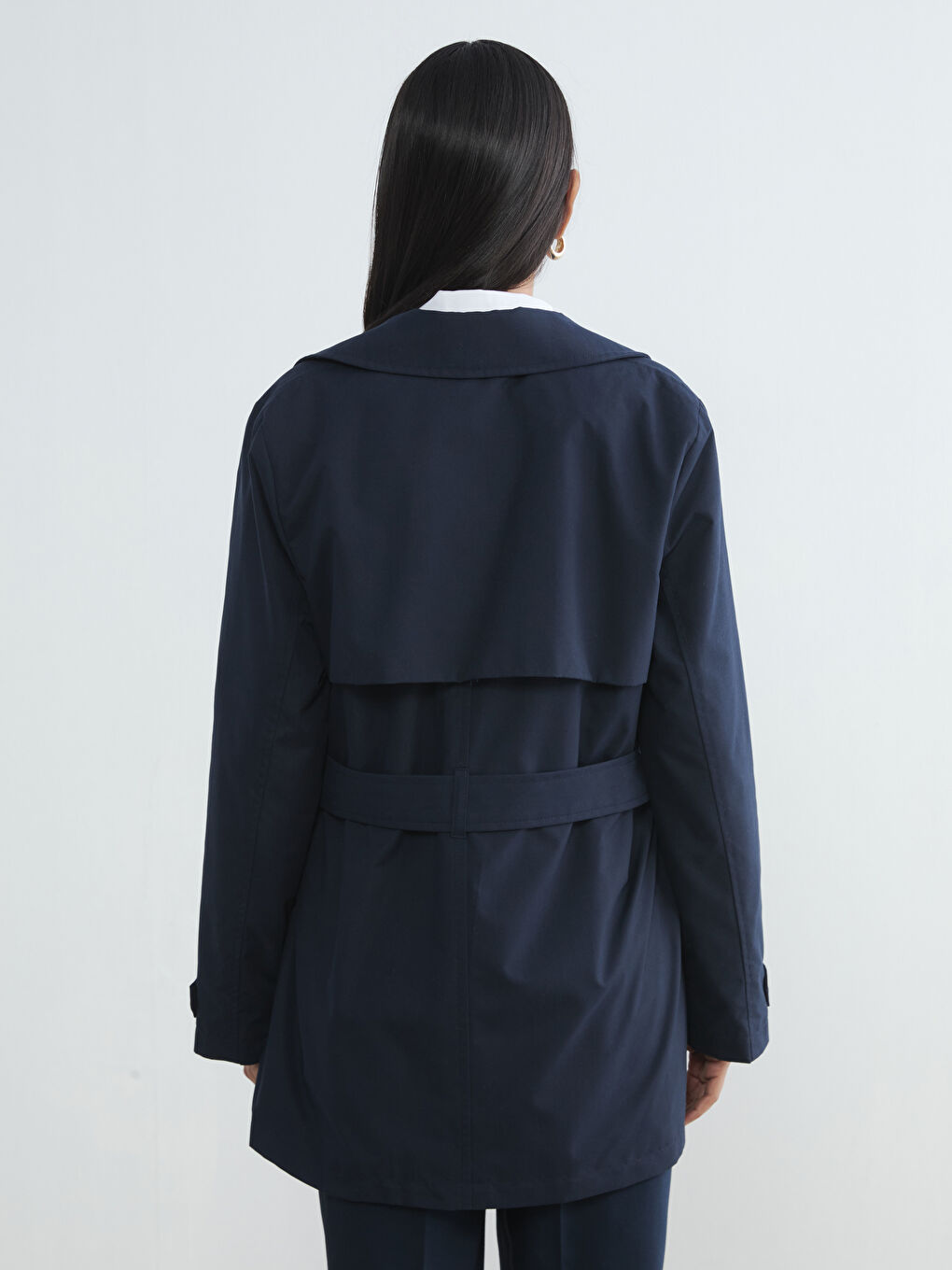 پالتۆی ترێنچکۆتی دوگمەدار بۆ ئافرەتان-3