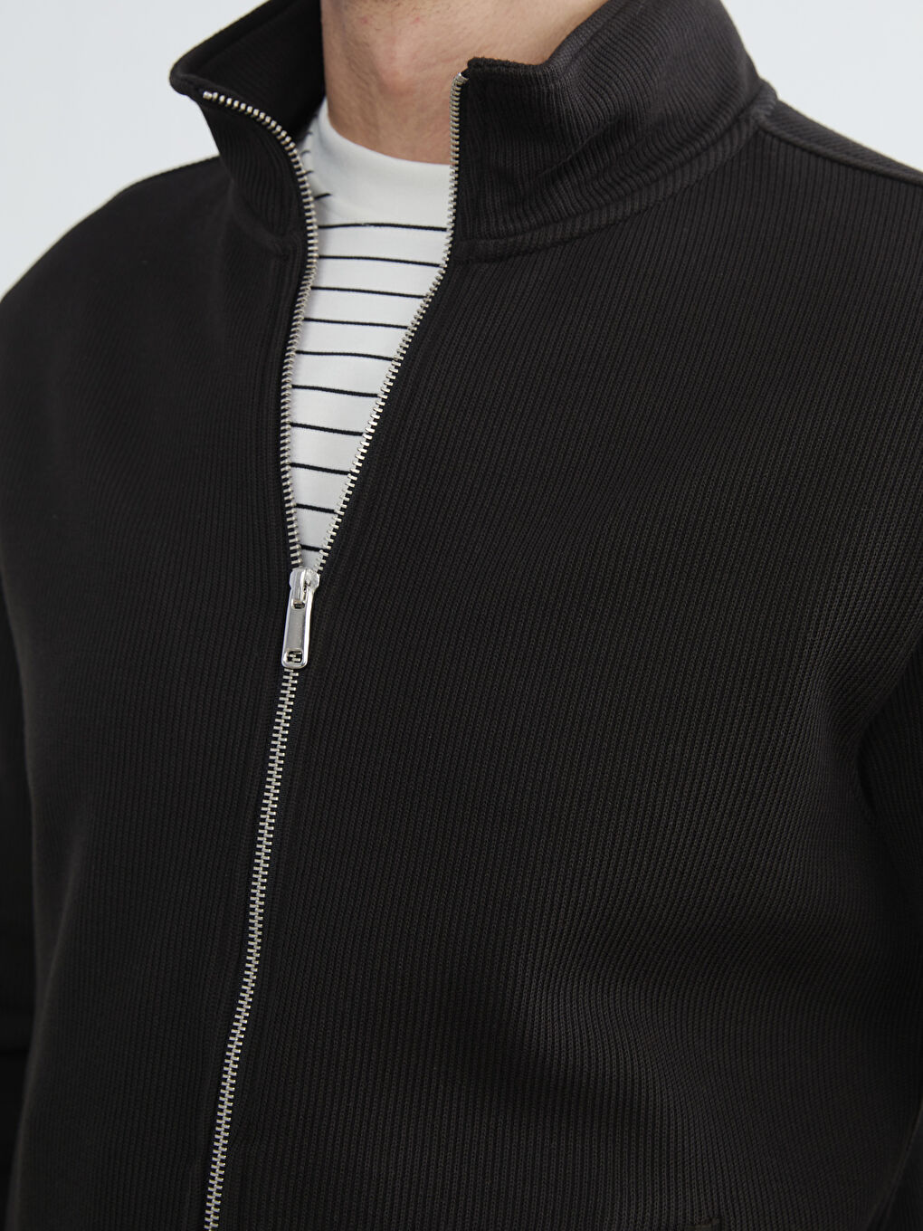 Sweatshirt mit Stehkragen und Reißverschluss für Herren-2