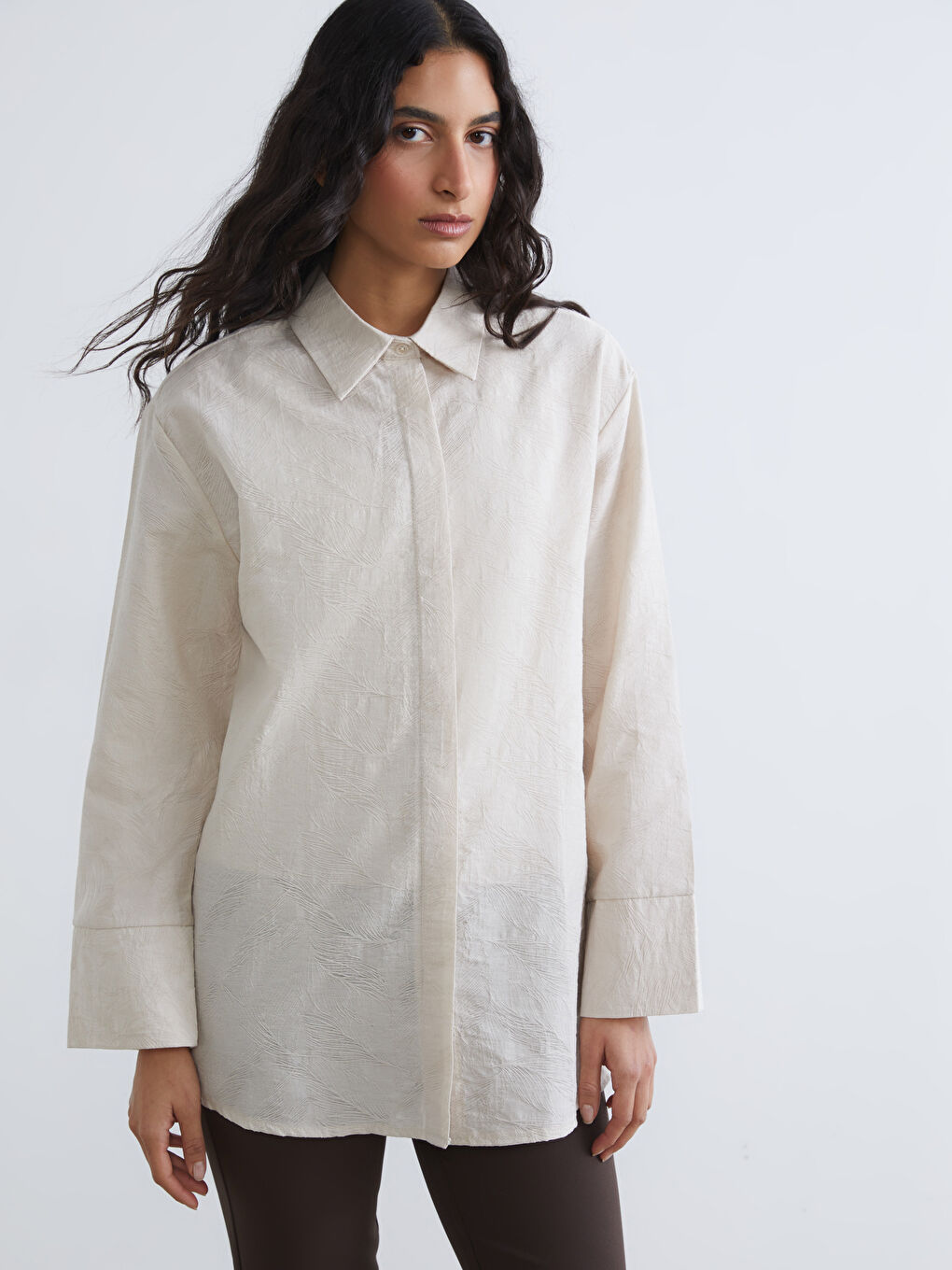 Ekru Nakışlı Kadın Gömlek Tunik