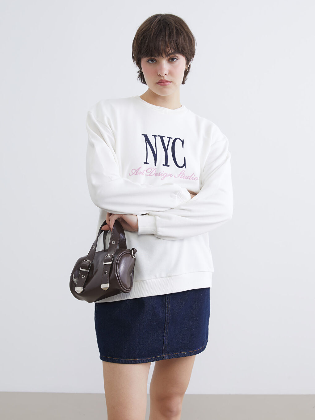 Ekru NYC Baskılı Oversize Kadın Sweatshirt
