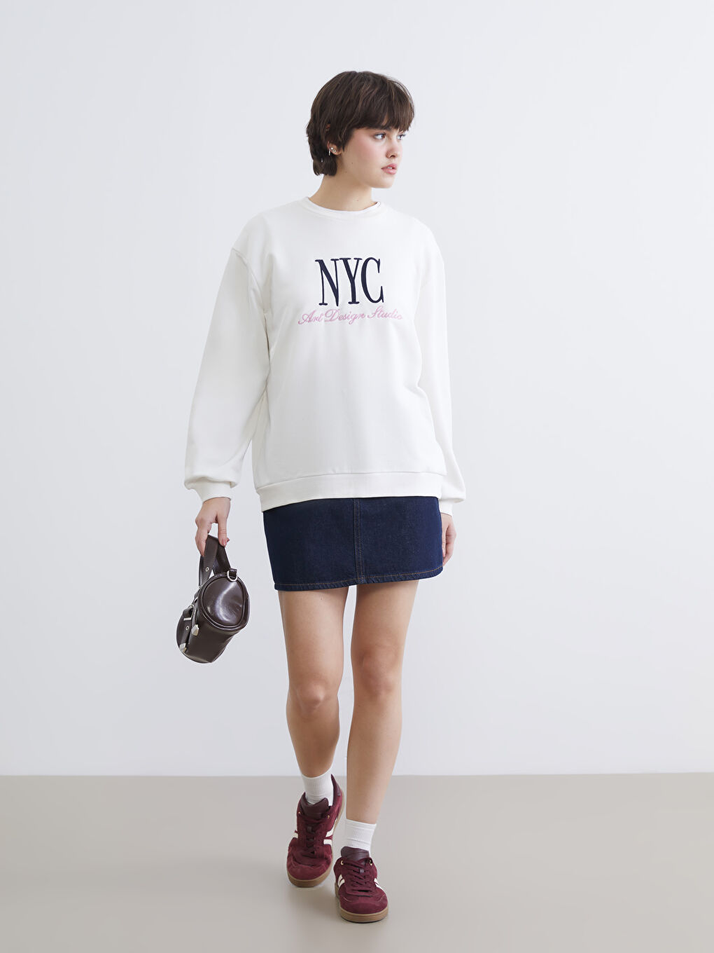 Ekru NYC Baskılı Oversize Kadın Sweatshirt-1