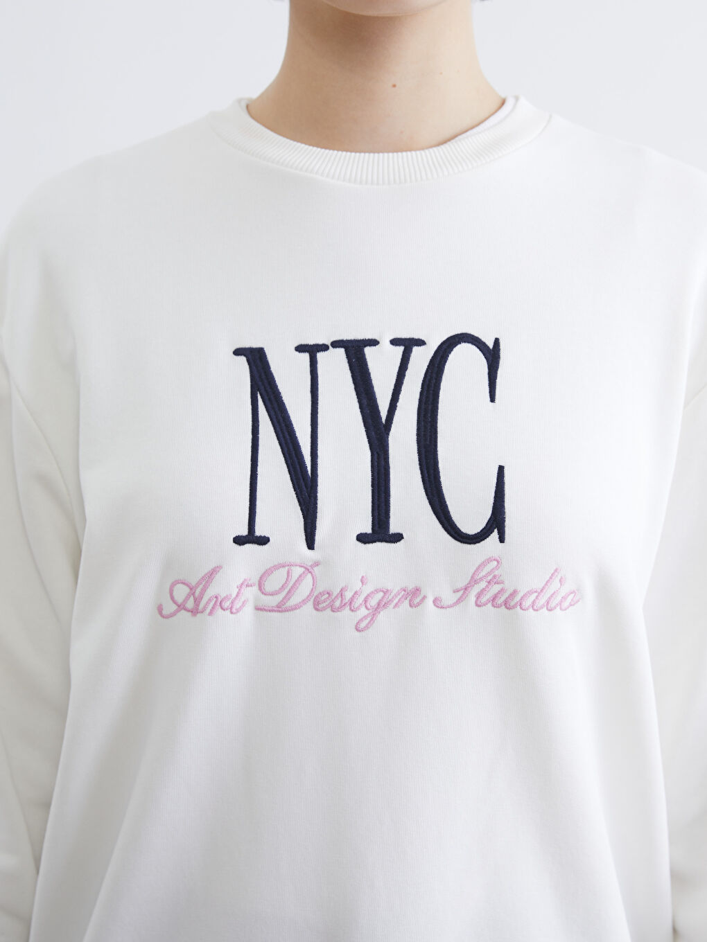 Ekru NYC Baskılı Oversize Kadın Sweatshirt-2