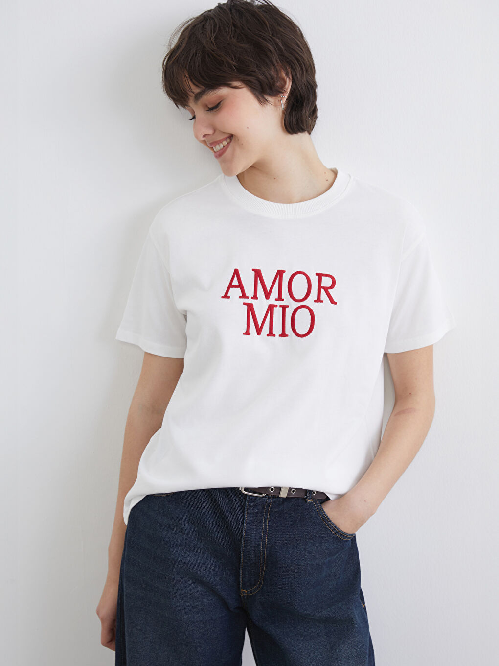 Ekru Bisiklet Yaka Baskılı Kadın Tişört