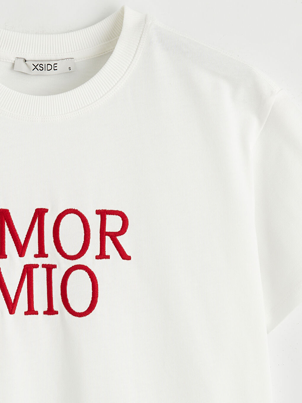 Ekru Bisiklet Yaka Baskılı Kadın Tişört-5