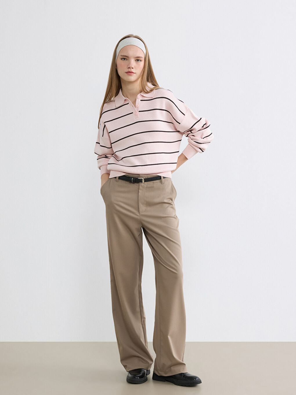 Kahverengi Beli Kemerli Standart Fit Kadın Kumaş Pantolon