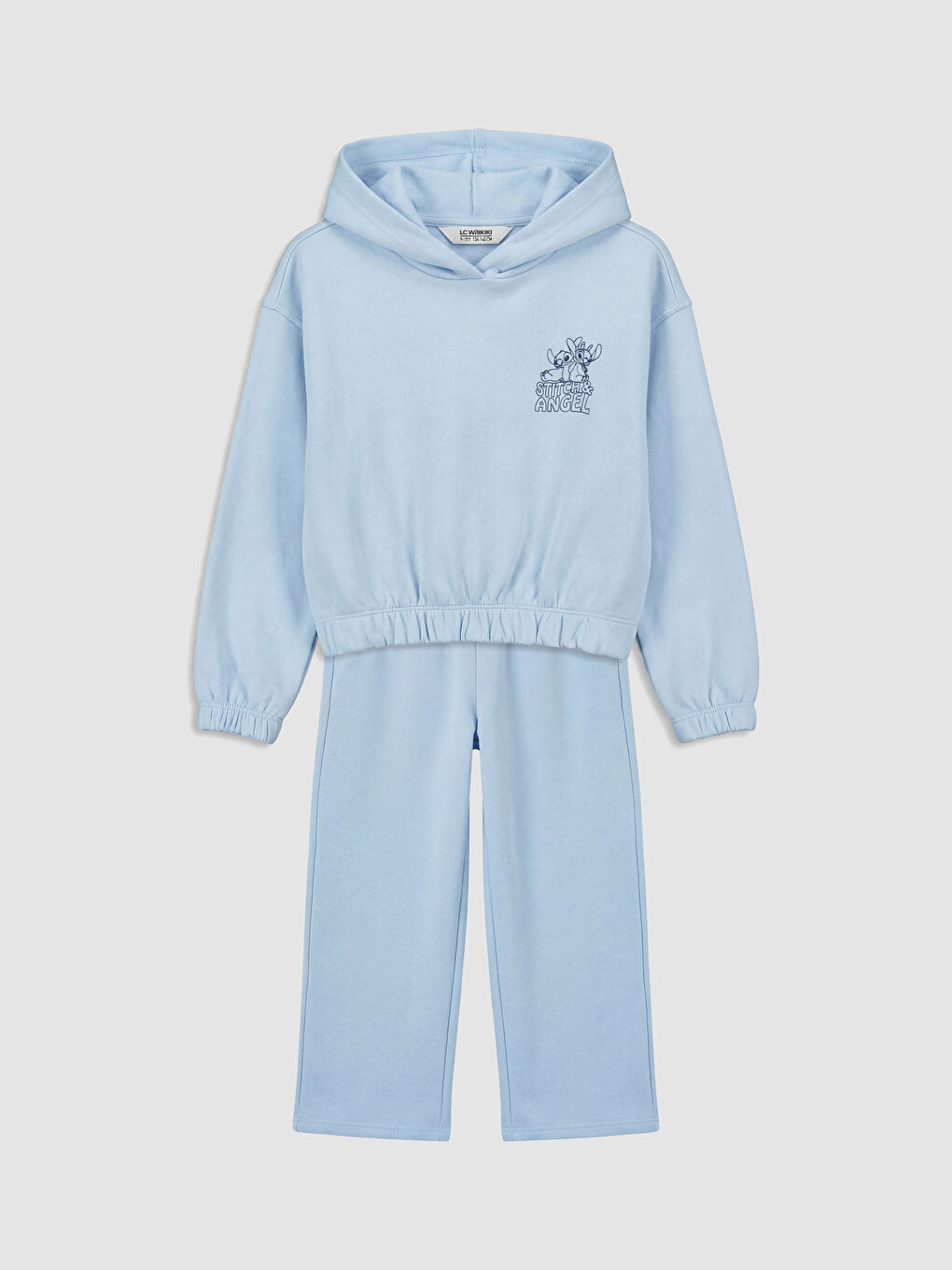 طقم أزرق فاتح فتاة